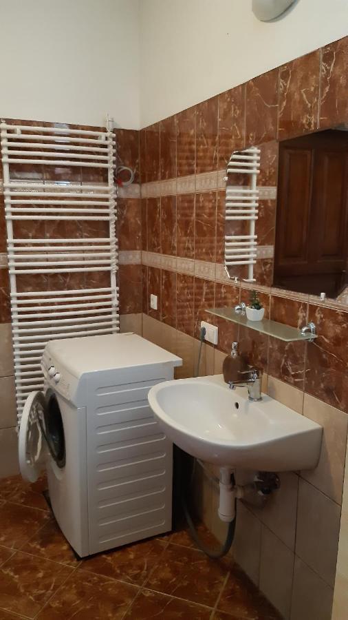 Bajusz Vendeghaz Hotel Tornyosnemeti Bagian luar foto