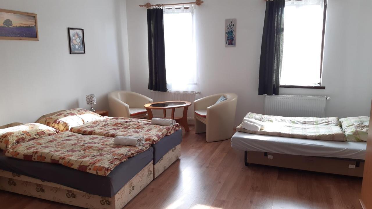 Bajusz Vendeghaz Hotel Tornyosnemeti Bagian luar foto