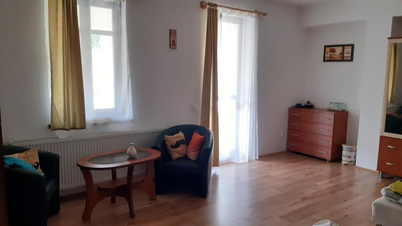 Bajusz Vendeghaz Hotel Tornyosnemeti Bagian luar foto