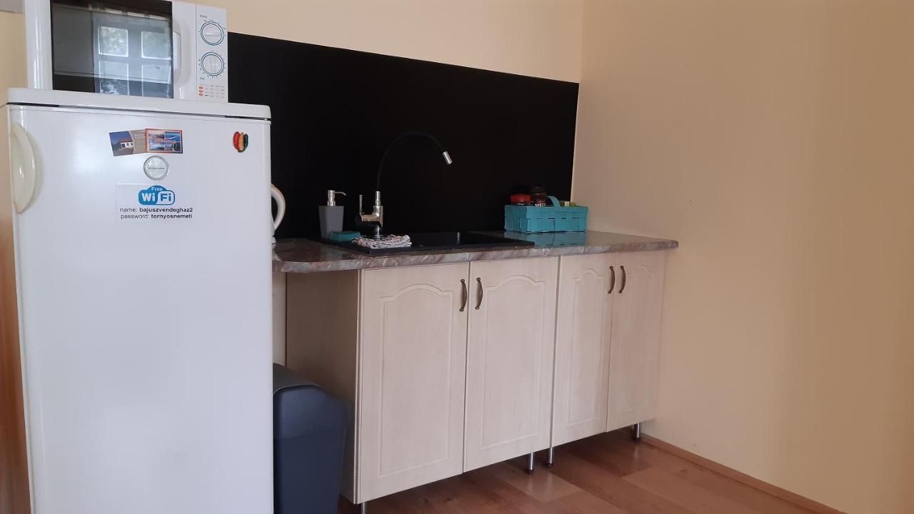 Bajusz Vendeghaz Hotel Tornyosnemeti Bagian luar foto